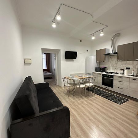 Levvv Apartment Lviv Exterior photo